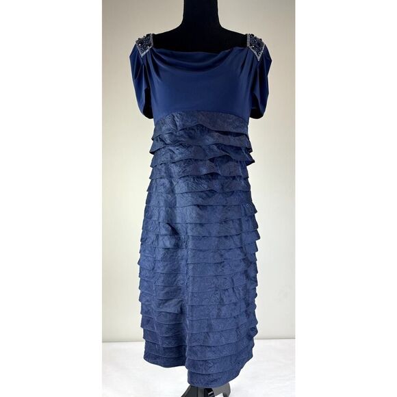 Adrianna Papell Dress Cocktail Wedding Tiers Layers Beadwork - Size 8 - Picture 1 of 13